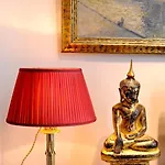 Charming Two Bedroom At Notre - Dame Appartement
