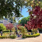 Charming Two Bedroom At Notre - Dame Parijs
