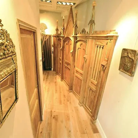 Charming Two Bedroom At Notre - Dame Appartement Parijs