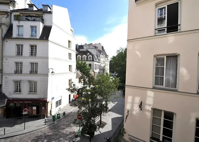 Charming Two Bedroom At Notre - Dame Апартаменты