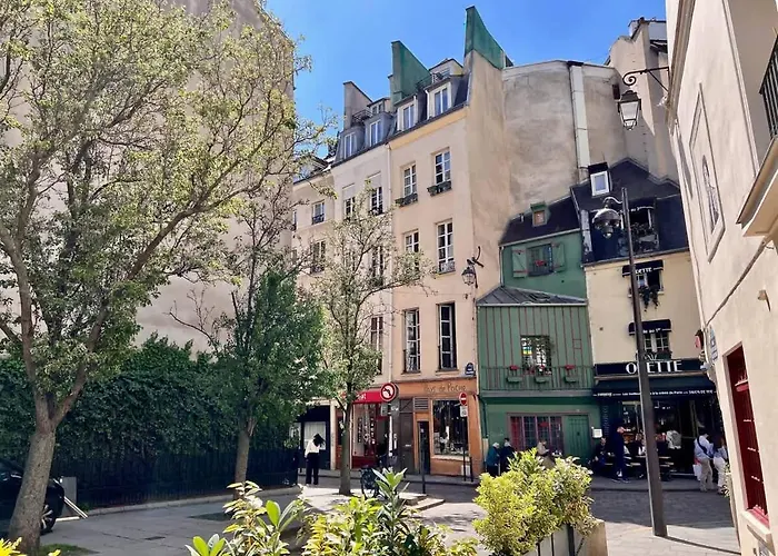 Charming Two Bedroom At Notre - Dame